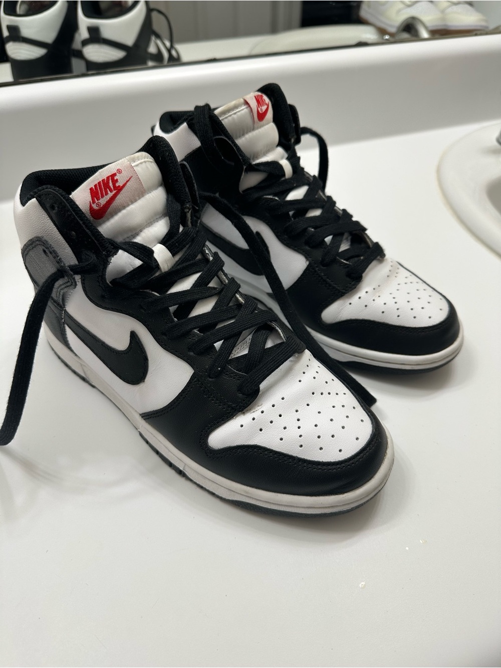 Nike Black and White Women High-Top Sneakers with Red Logo
